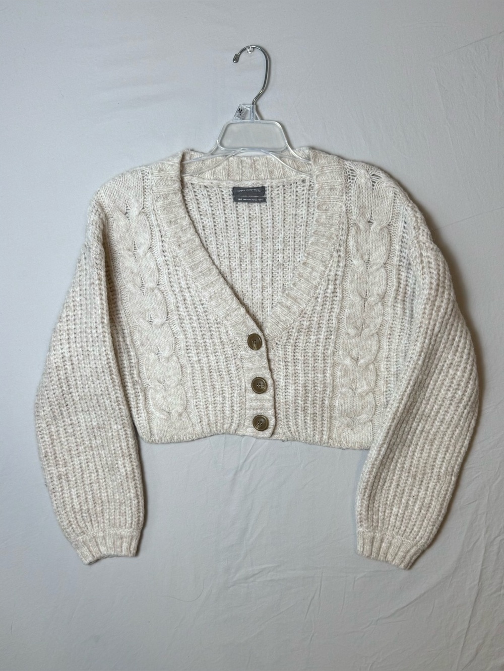 Urban Outfitters Chunky Cable Knit Cropped Cardigan Sweater - Cream Size Medium
